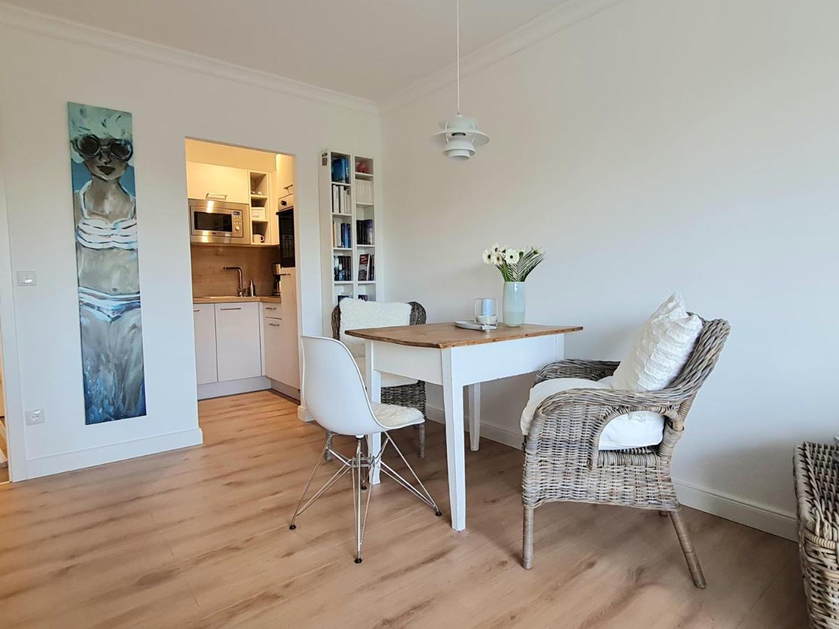 Ferienwohnung Flossis Home Глюксбург Экстерьер фото